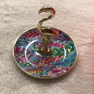 NIB Lilly Pulitzer ring holder.